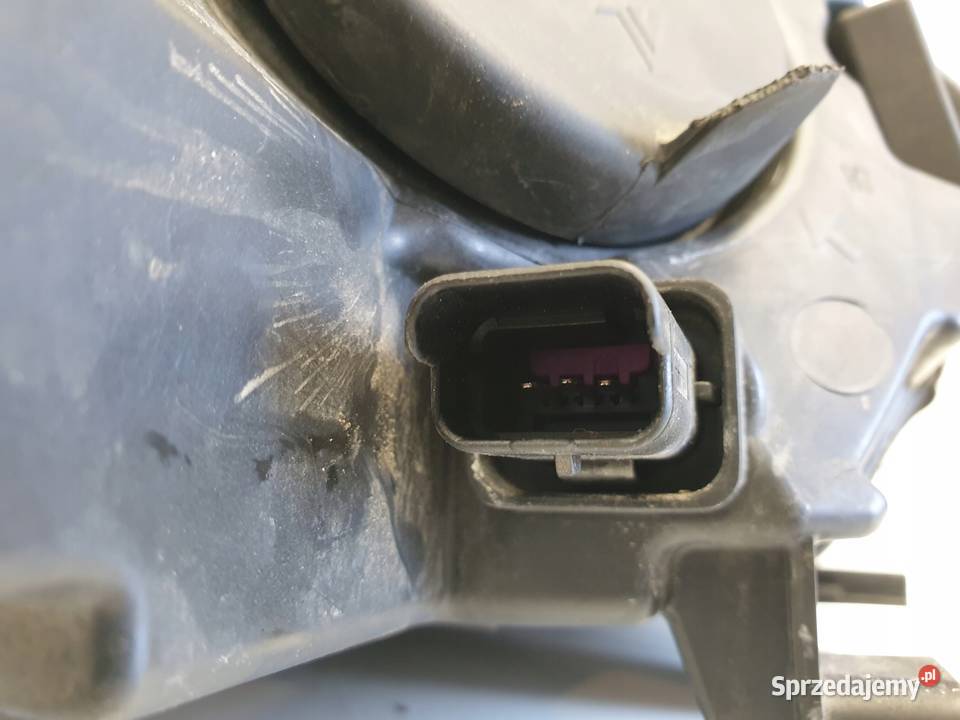 LAMPA LEWA Renault Megane III LIFT PRZEDNIA Chełm