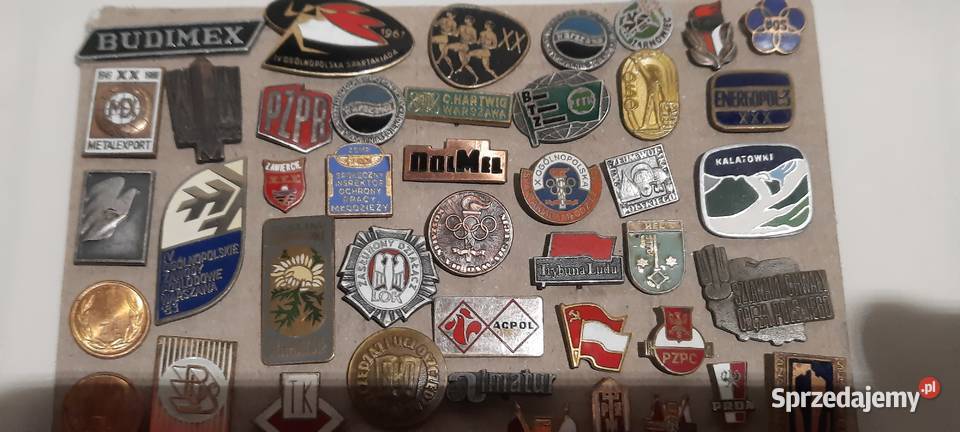 odznaki przypinki 2 sprzedam