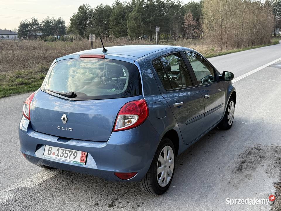 Reno clio 12 benzyna z Niemiec lift 2011 r 1200cm3