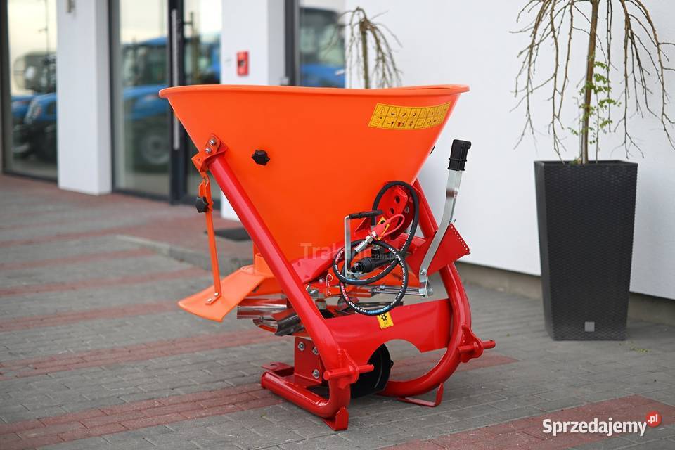 Posypywarka piasku soli piaskarka S300 z Tajęcina