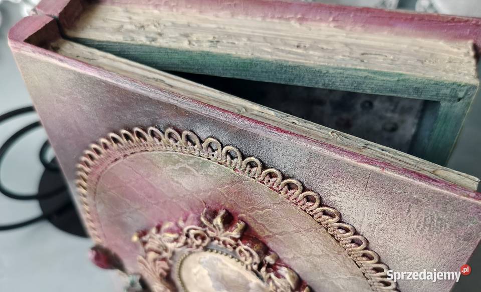 Pudełko w formie książki Drewniane pudełko Ostróda sprzedam