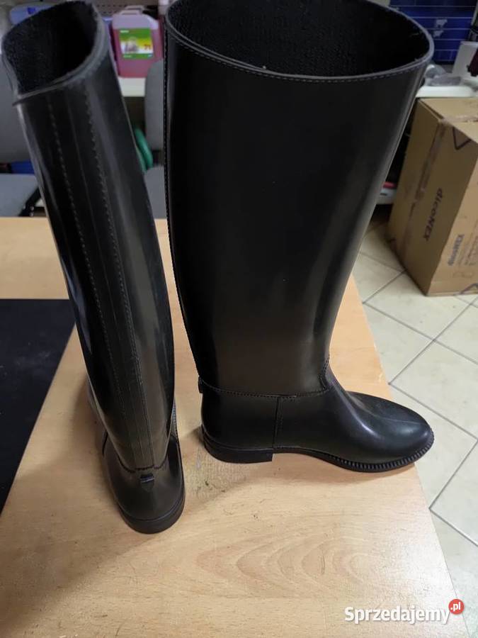 OCHRANIACZE NA TYŁ FULL CZARNE Kazanów