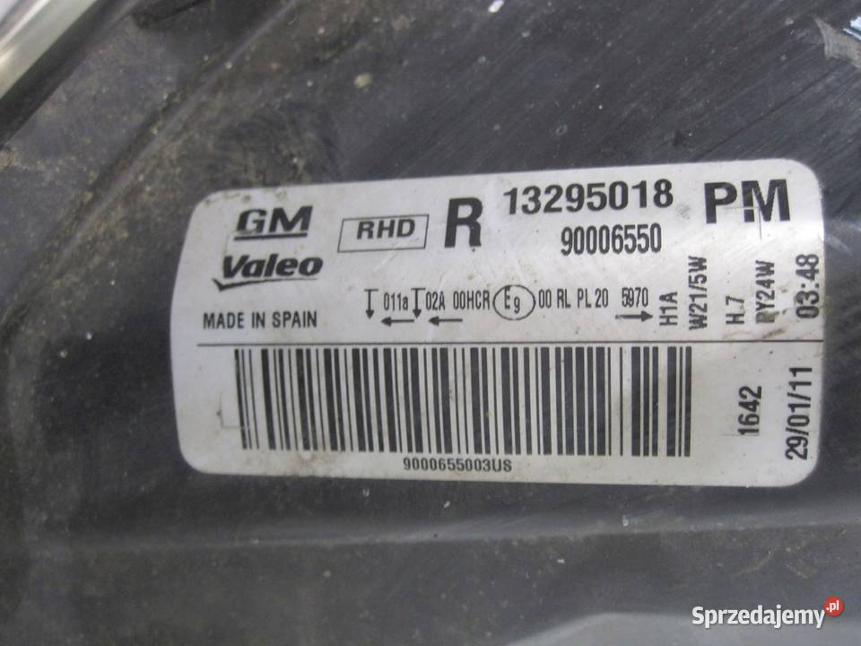 OPEL CORSA D 12r lampa prawa przód 13295018 Kielce sprzedam
