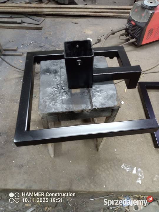 Stojak choinkowy loft metalowy Słupie