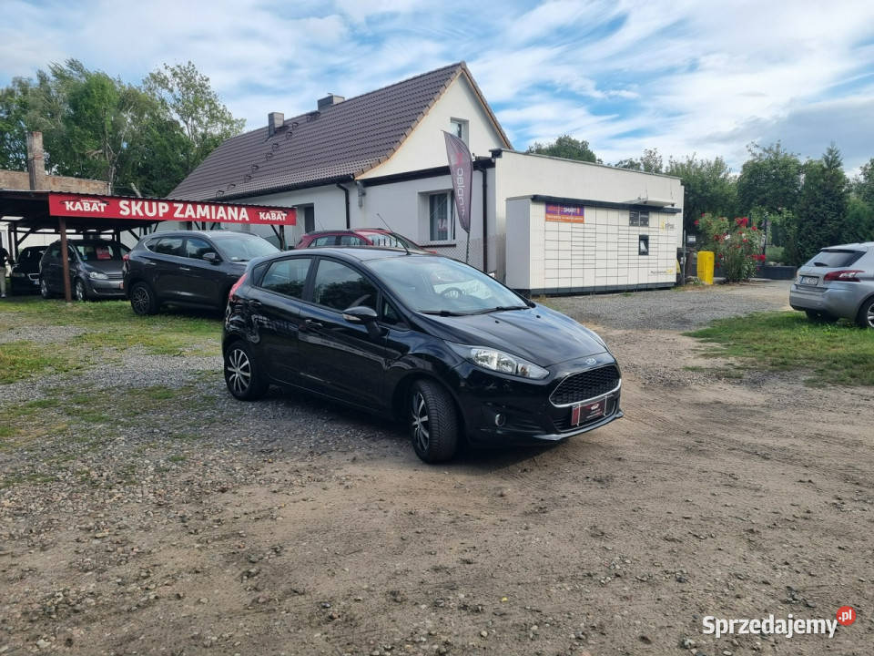 Ford Fiesta KlimaPodgrzewane siedzenia Rok produkcji 2017 Szczecin