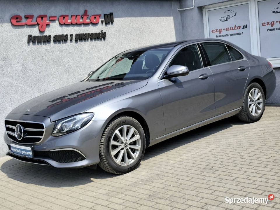 Mercedes E 220 Zadbana wyposażenie Gwarancja elektrochrom. lusterka boczne Zgierz