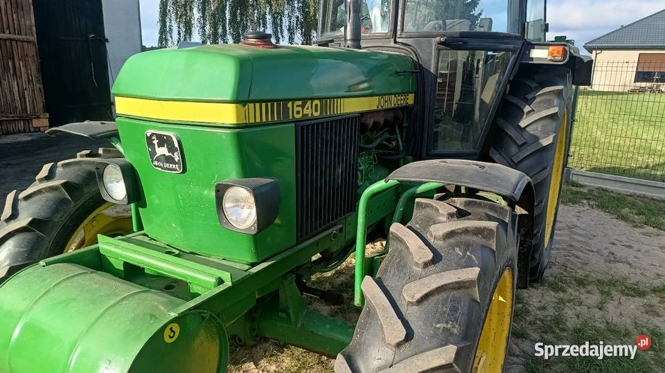 Ciągnik John Deere 1640 WOM 540/1000 obr. Goszczanów