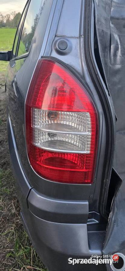 Opel Zafira lampa tylna osobowe