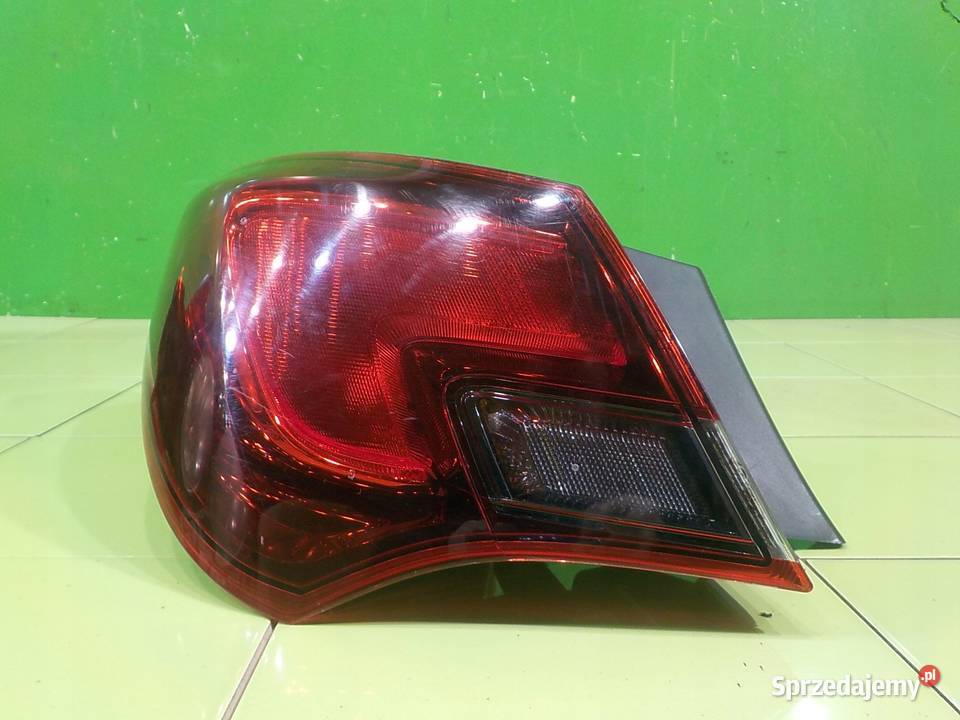 OPEL ASTRA J GTC 14T 16r 3D lampa lewa tyl mazowieckie Suków sprzedam