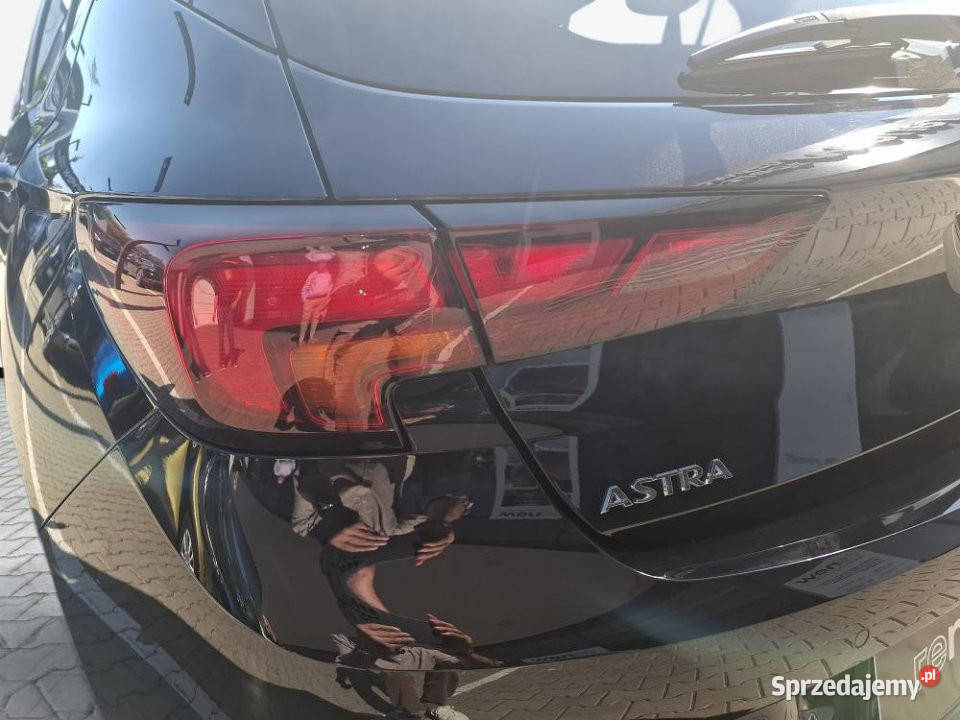 Opel Astra 2017r Salon nieuszkodzony Warszawa sprzedam