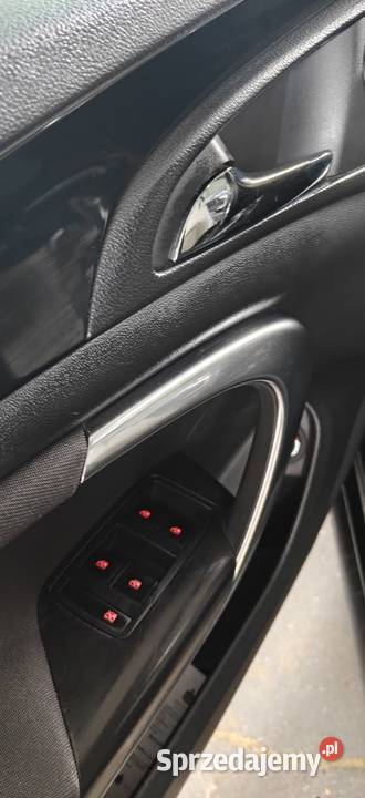Opel Insignia kombi prezent
