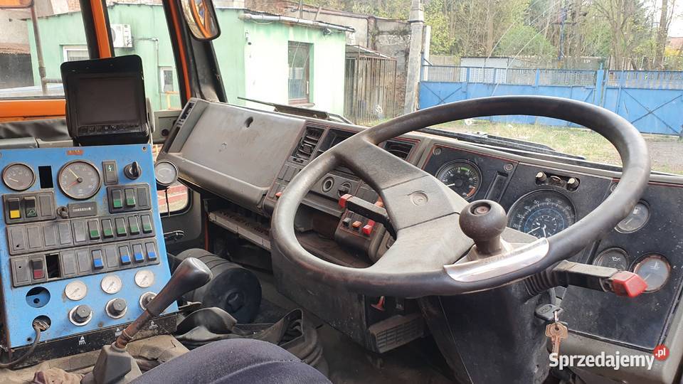 Ford Cargo 1313 zamiatarka uliczna Złoczew