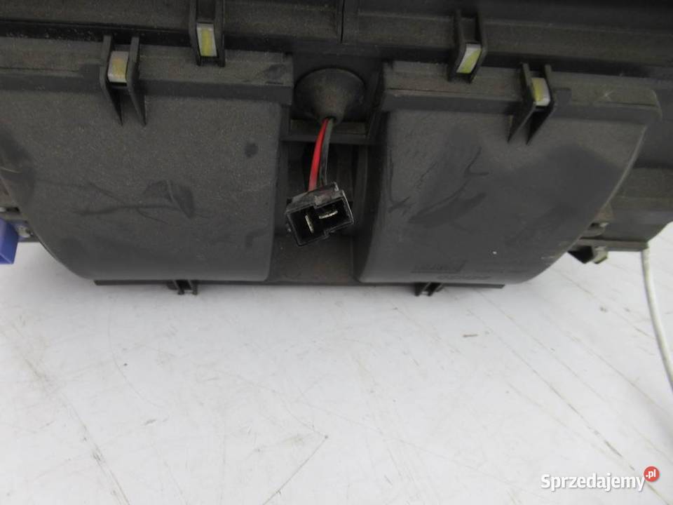 NAGRZEWNICA IVECO STRALIS I 5E9920200 Hatchback Nagrzewnice Wentylacja sprzedam