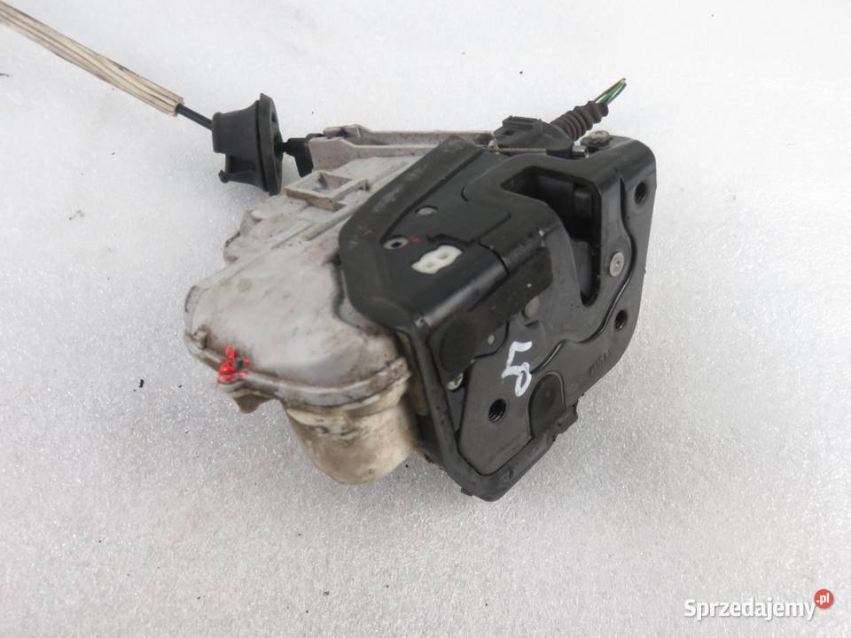 ZAMEK LEWY PRZEDNI AUDI A6 4F2 C6 4F1837015 małopolskie