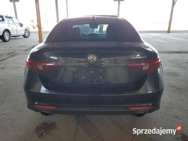 ALFA ROMEO GIULIA produkcji 2017 z USA Warszawa