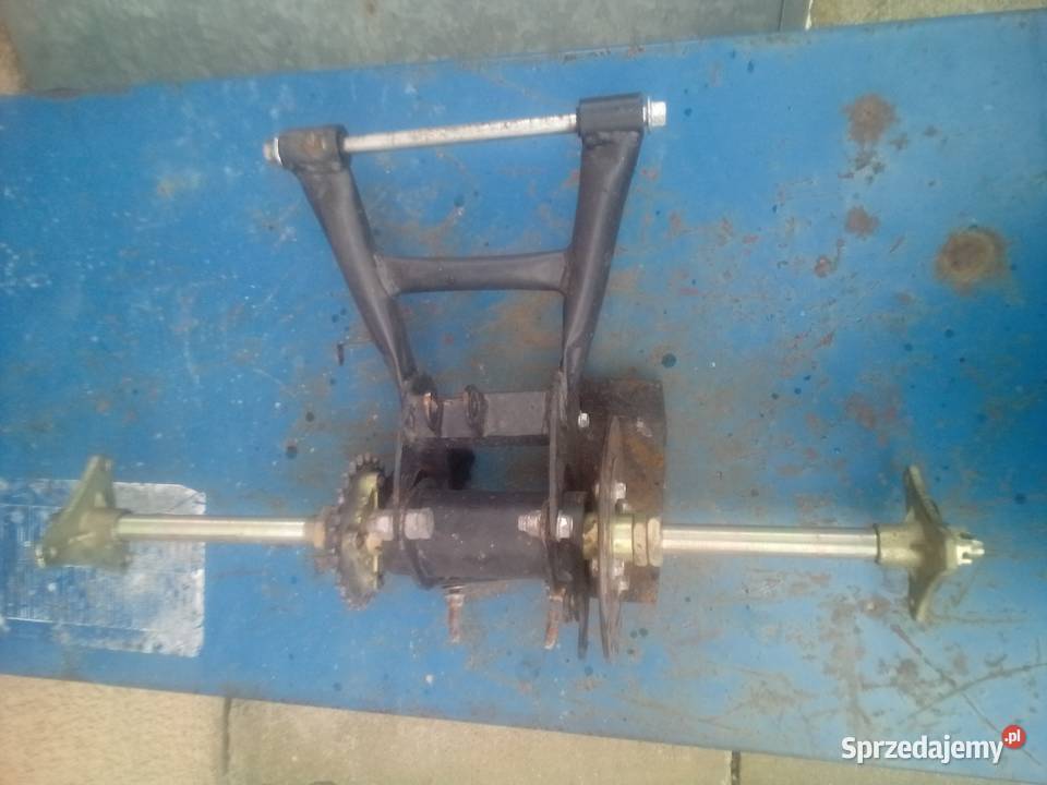 Tylna oś z wahaczem quad 125 Bączałka