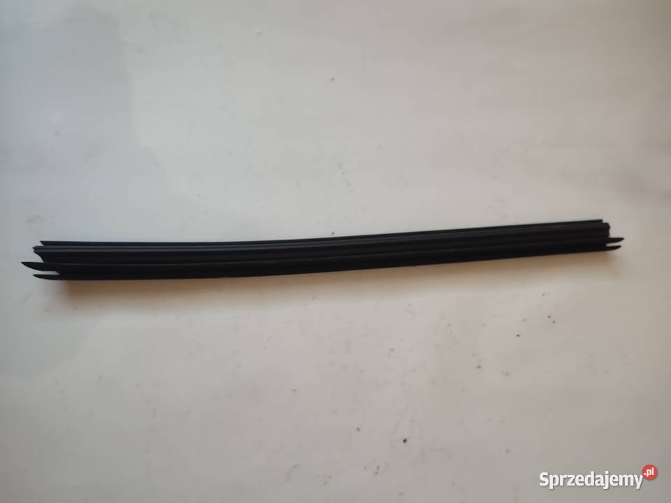 RENAULT CLIO IV HB USZCZELKA DRZWI PRAWY TYŁ sprzedam