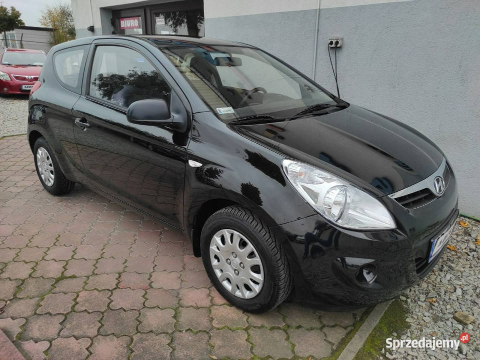 Hyundai i20 klimatyzacja CDAUXMp3 elszyby Isofix