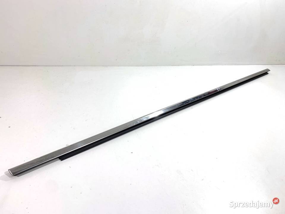 LISTWA ZGARNIAJĄCA PRZÓD PRAWY RENAULT CLIO V