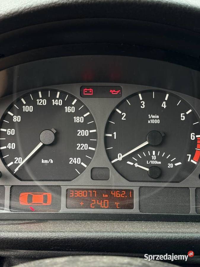 BMW E46 320i 22 Touring manualna Nowy Korczyn