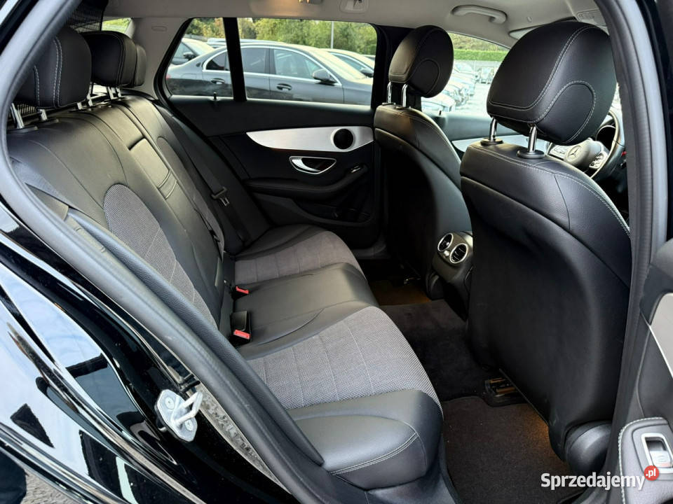 Mercedes C 220 20D 194 2019r 162 Avantgarde hak Mercedes-Benz Wrocław