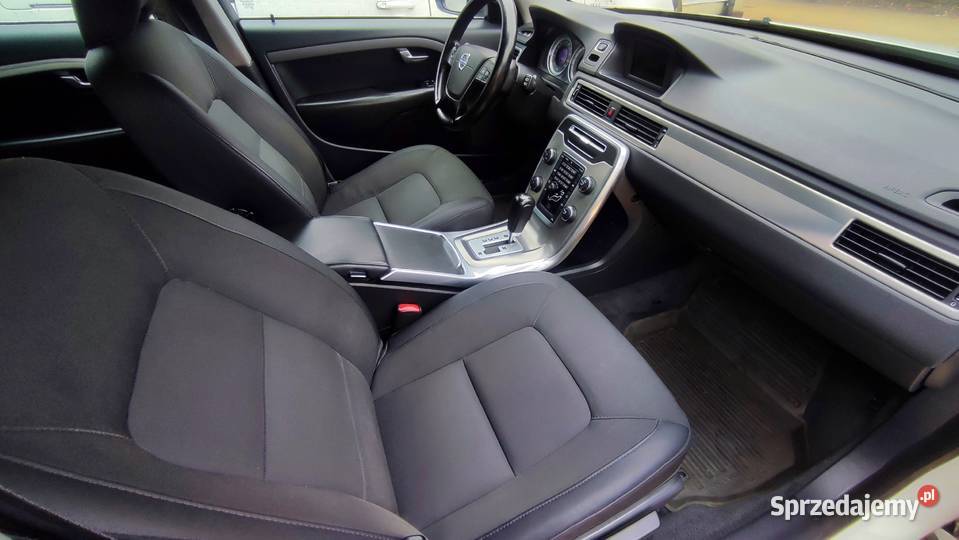 Volvo V70 24 D5 215 BiTurbo AWD Automat 2012r ks gniazdo AUX Kałuszyn