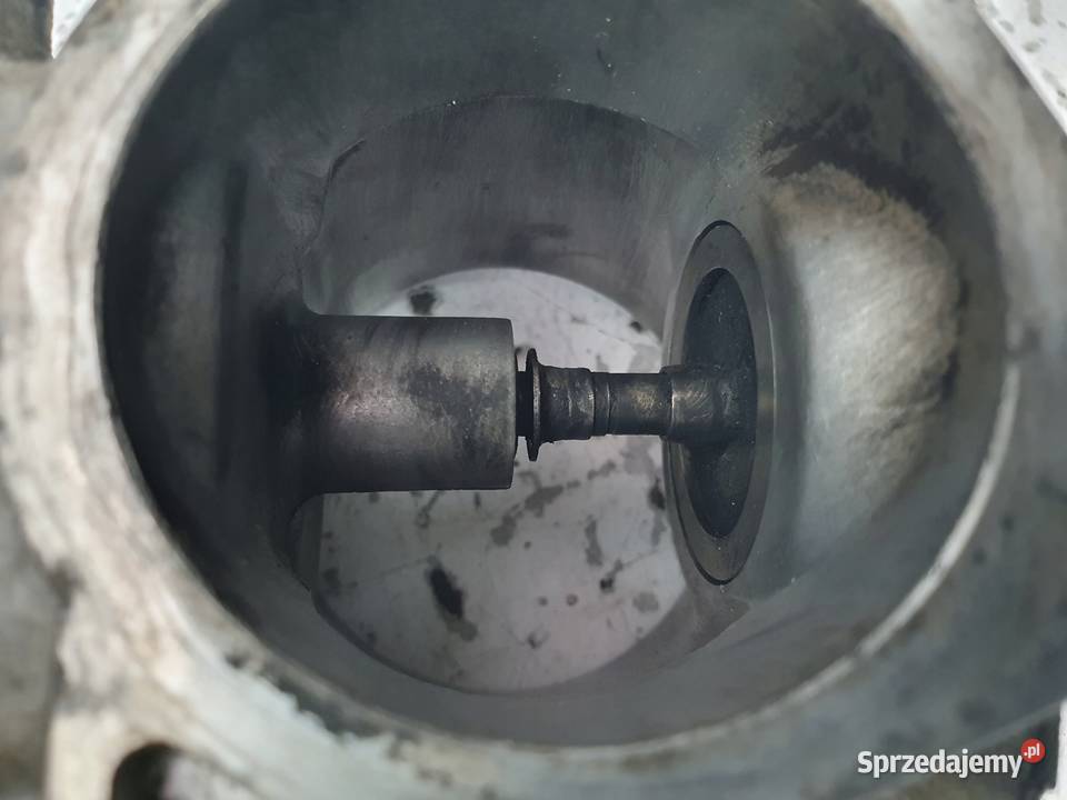 ZAWÓR EGR VW Passat B6 20 TDI oryginał 03G131501 lubelskie Chełm