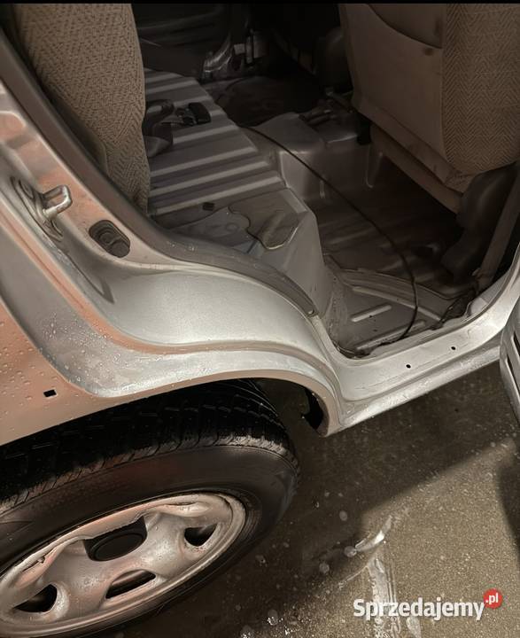 Suzuki Grand Vitara LPGklimatyzacjahak Tomaszów Lubelski sprzedam