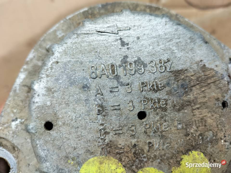 Audi 80 90 B3 B4 A6 C4 8A0199382 PODUSZKA Pozostałe Kamień-Kolonia sprzedam