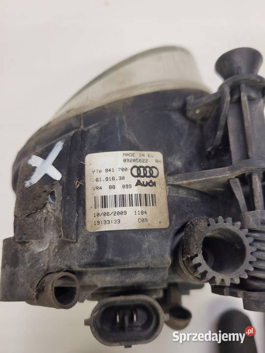 HALOGEN PRAWY PRZÓD AUDI A5 8T 8T0941700 Przystajń