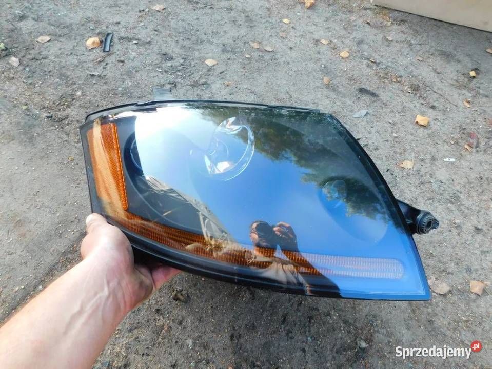 audi TT lampa prawa WYSYŁKA śląskie Żory