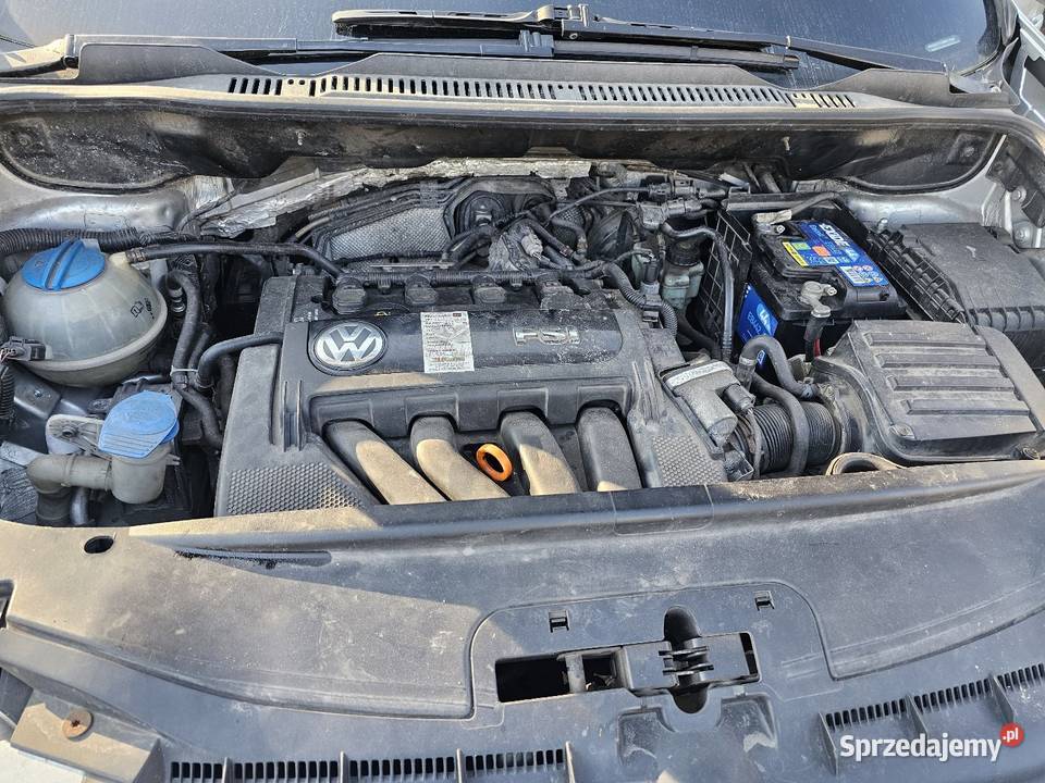 Volkswagen touran 20 benzyna 7osobowy skóra sprzedam