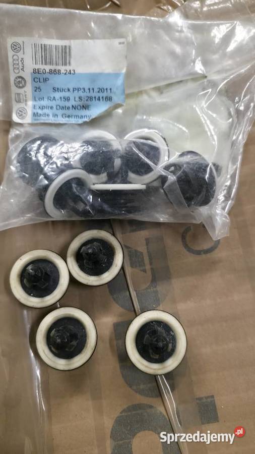 Klipsy mocowania tapicerki audi a4 B6 b7 Mocowania