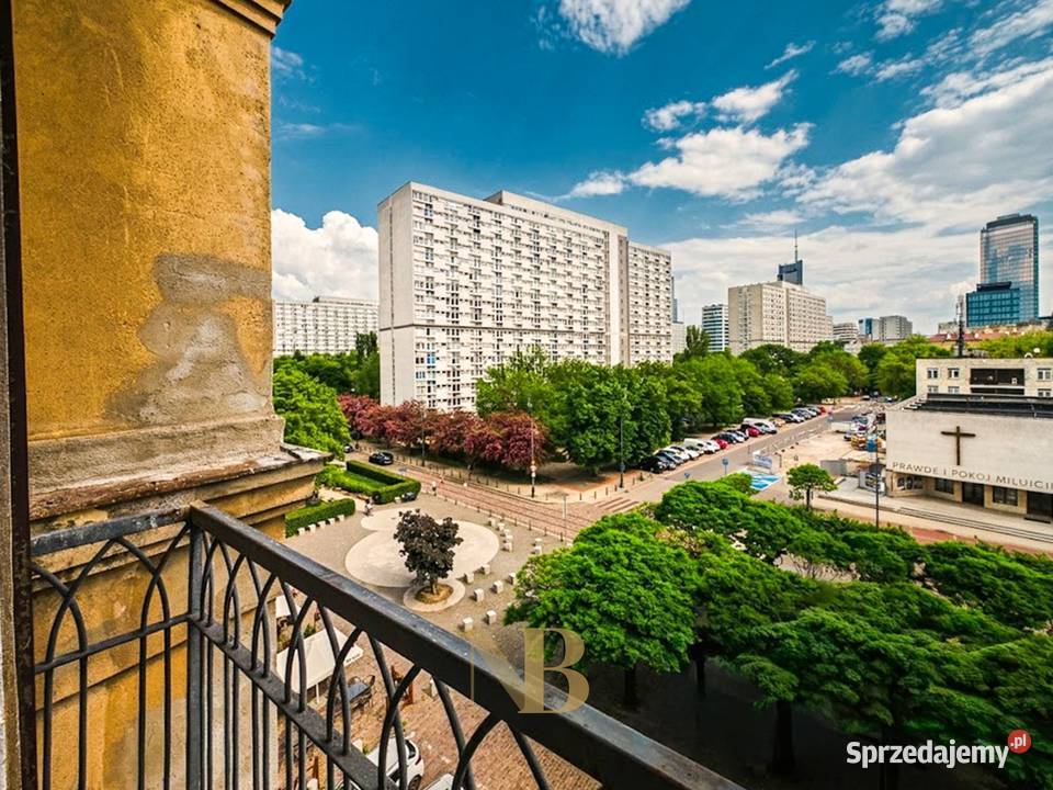 Mieszkanie w kamienicy 52 m2 2 pok kuchnia piwnica Warszawa