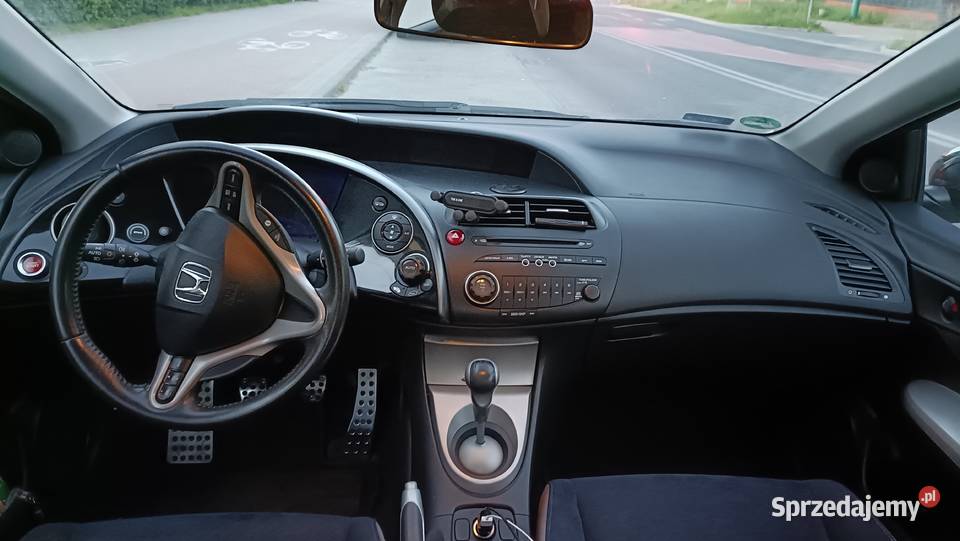 Honda Civic VIII UFO 18 LPG 2007 2 komplety kół