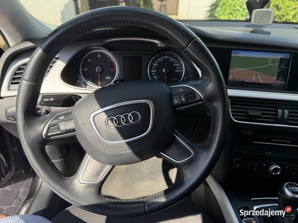 AUDI A4 AVANT B8 2015 20 TDI 150 relingi dachowe Łódź