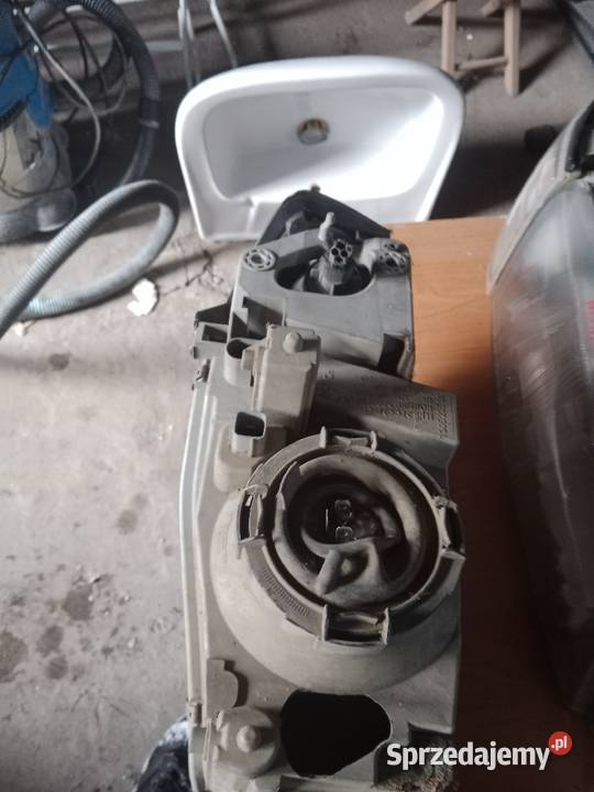 Lampy przednie Mazda 323 osobowe Wyszków