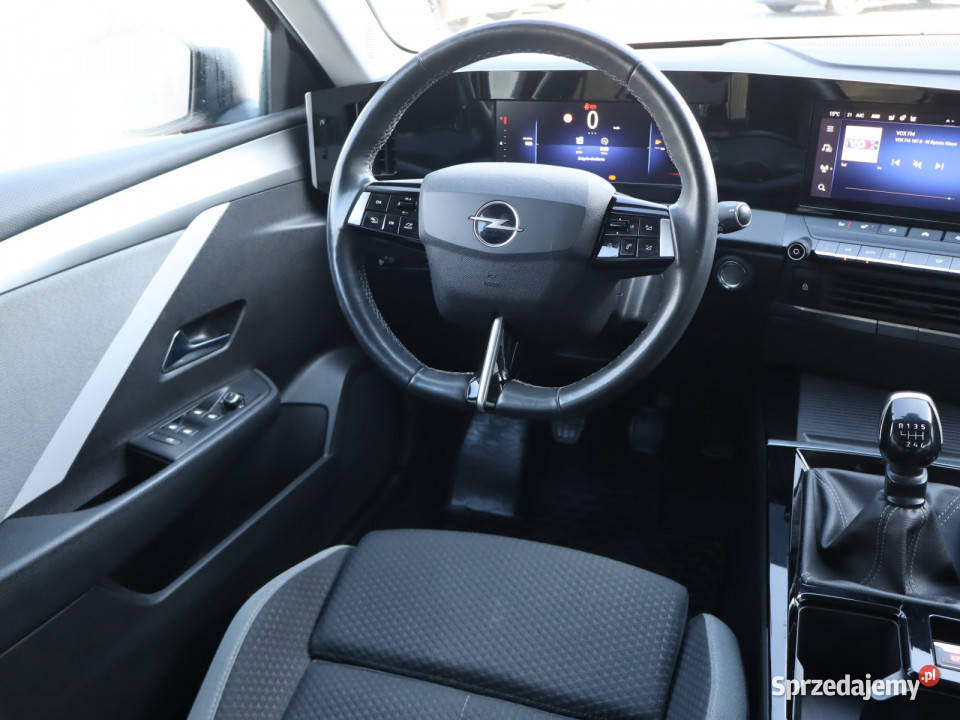 Opel Astra 12 Turbo Katowice