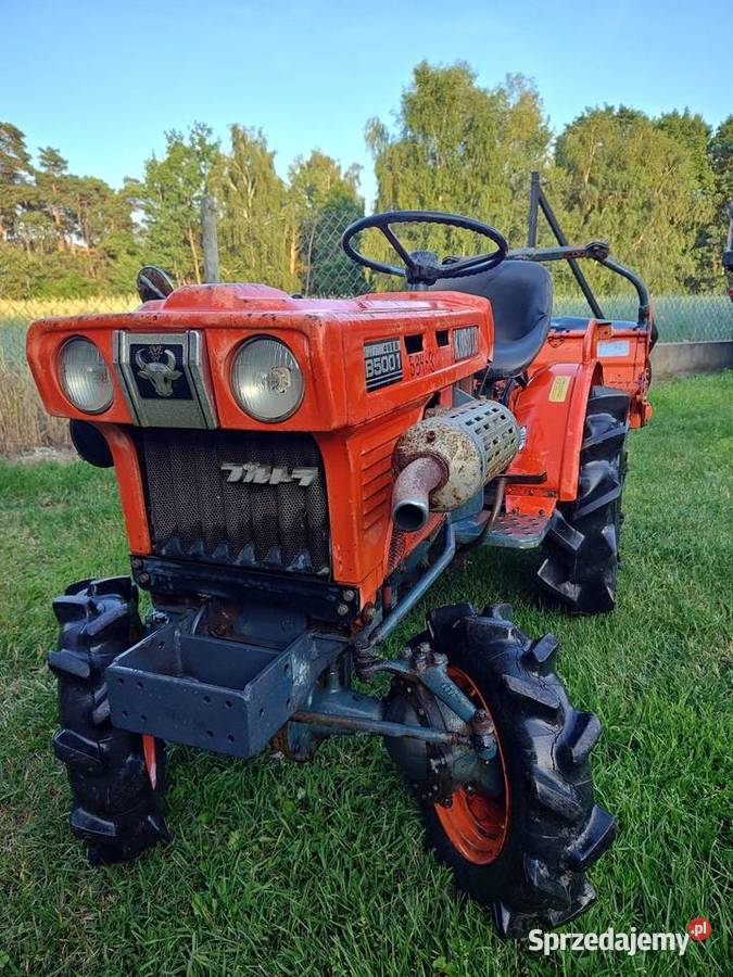 Kubota B10 4x4 z glebogryzarką japoński Pozostałe Chąśno