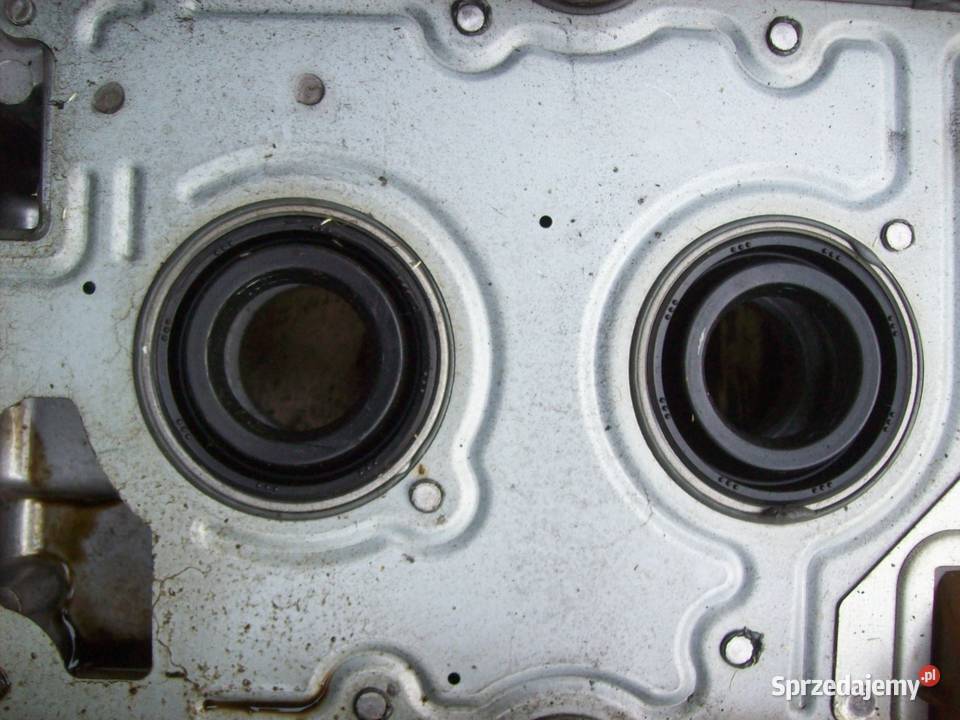 Almera N16 18 Pokrywa zaworow mazowieckie
