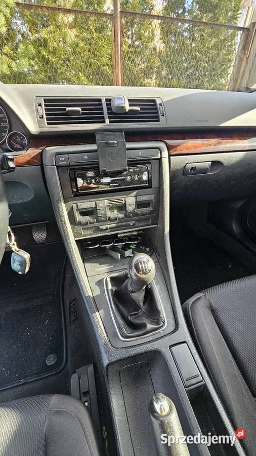 Audi A4 B6 20 benzyna 2002 r autoalarm Zawiercie