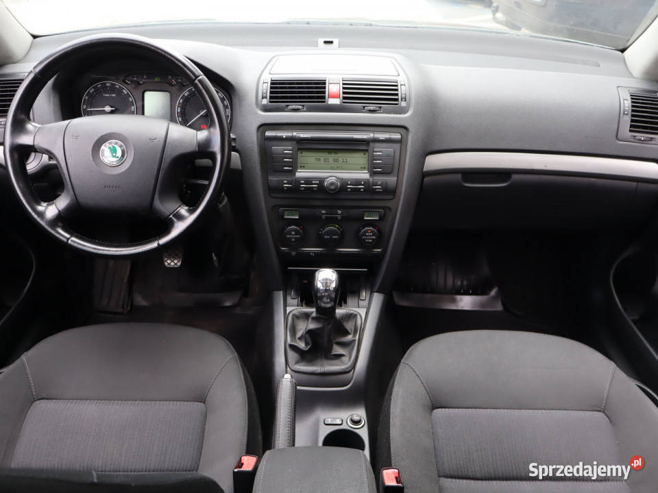 Skoda Octavia 20 TDI reflektory ksenonowe