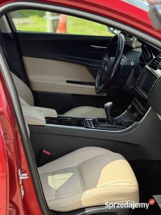Jaguar xe nowy podgrzewane fotele małopolskie Nowy Sącz