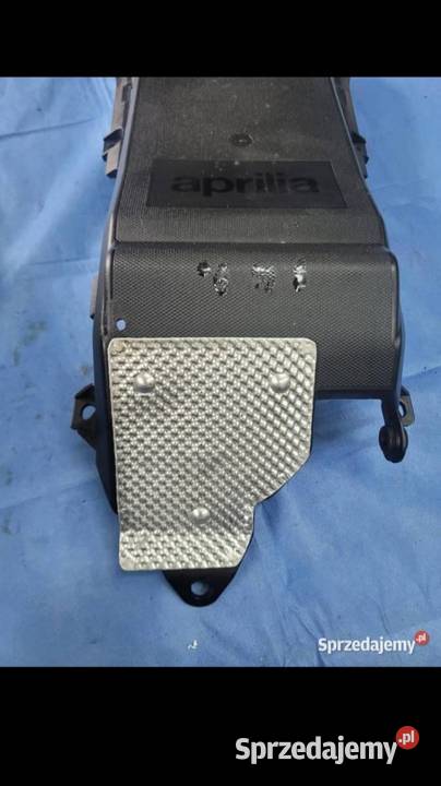 APRILIA TUONO V4 1100 2016 NADKOLE OSŁONA DOLNA Motoryzacja Nowy Tomyśl