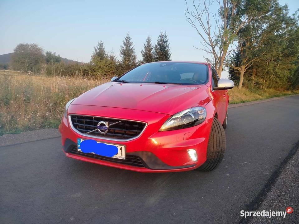 Sprzedam nieuszkodzony V40 Wałbrzych