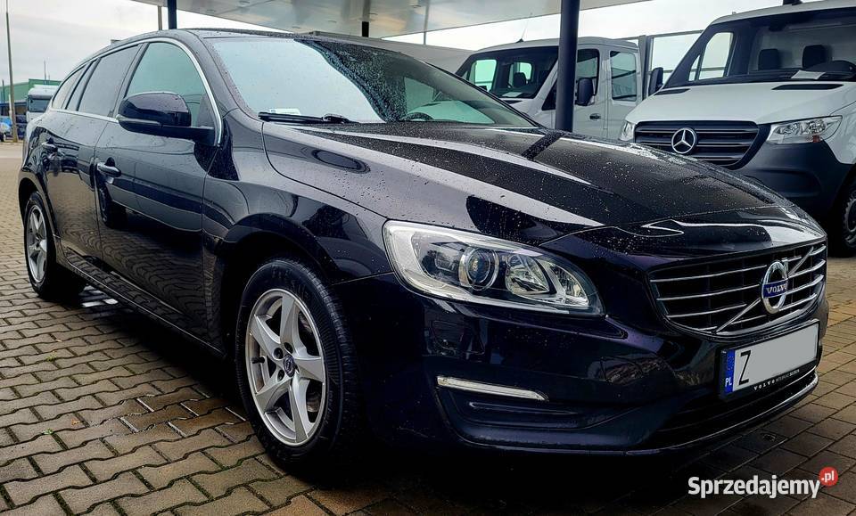 VOLVO V60 2.0 eDrive (120 KM) MOMENTUM