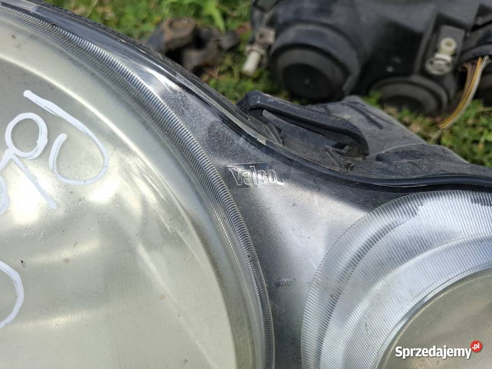 Lampa Prawa Przód Volkswagen Polo 4 osobowe Pozostałe Wisznice