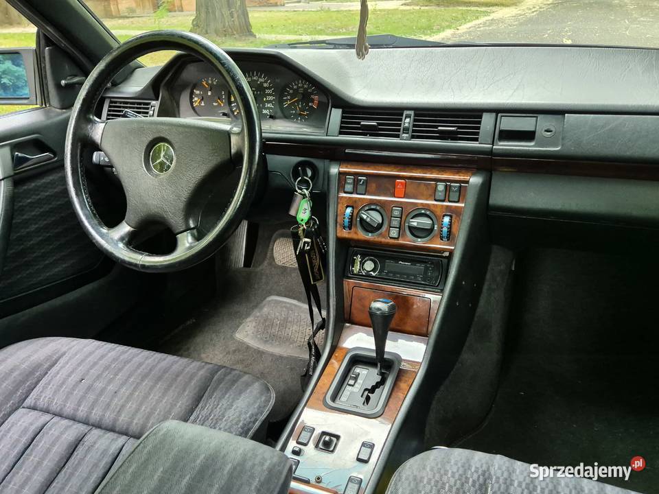 Mercedesbenz w124 Coupe 300CE 24v