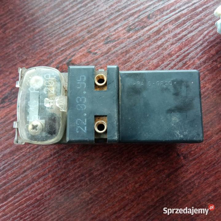 Przekaźnik wentylatora VW audi 357 919 506 A Szczecin