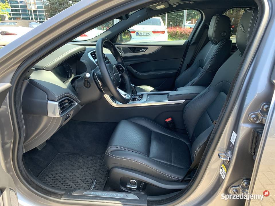 Jaguar XE Jaguar XE 20L 204 pierwszy właściciel serwisowany w ASO XE Kraków